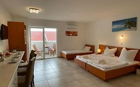 Novalja Apartments By Nena